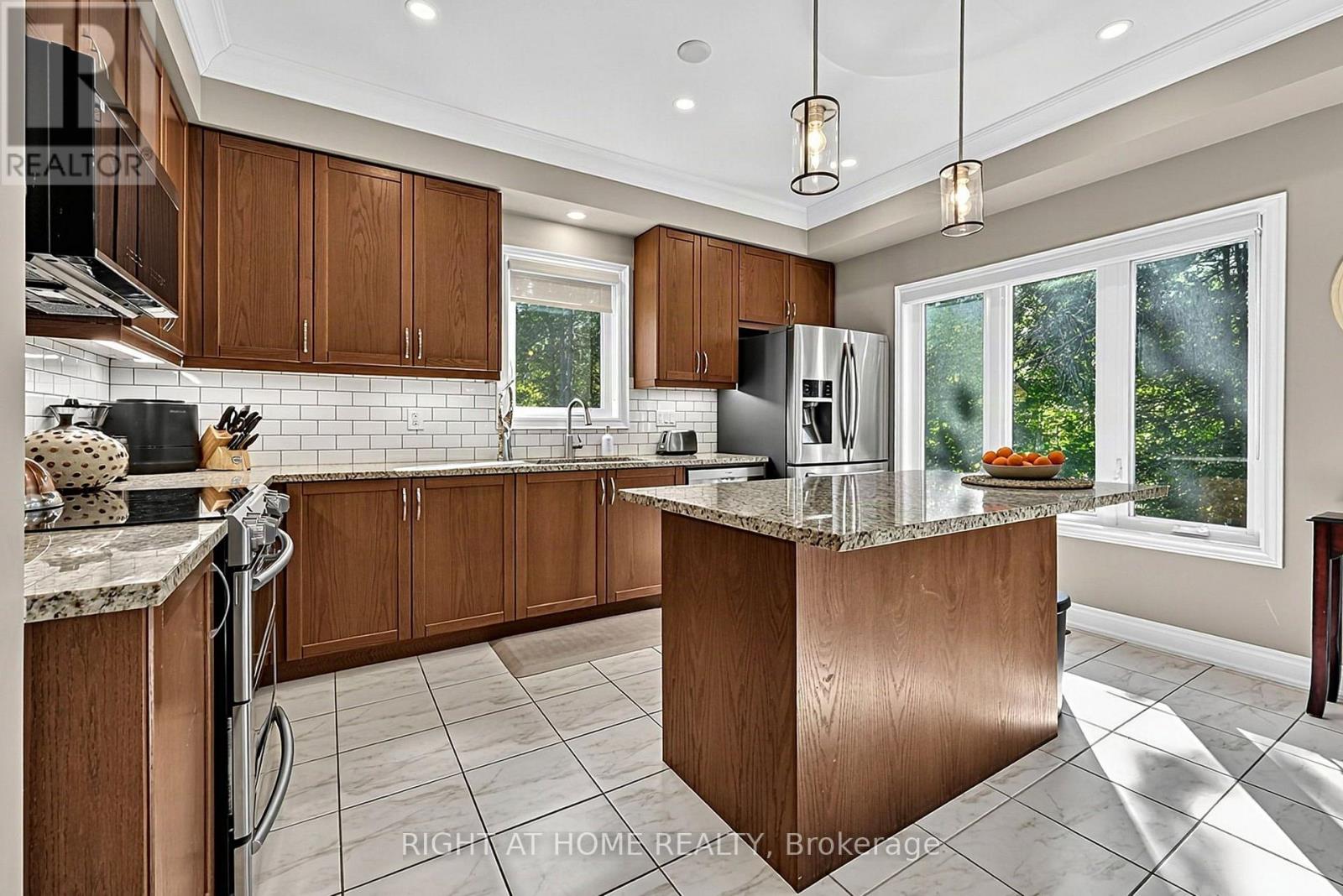 6 BOVILLE COURT, Oro-Medonte (Horseshoe Valley) — photo 7