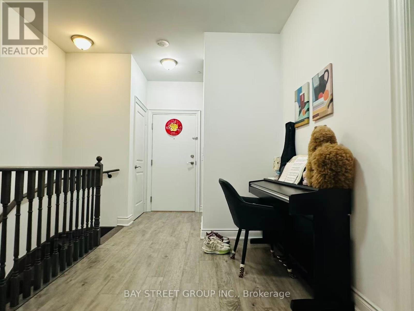 D105 - 33 CLEGG ROAD, Markham (Unionville) — photo 6