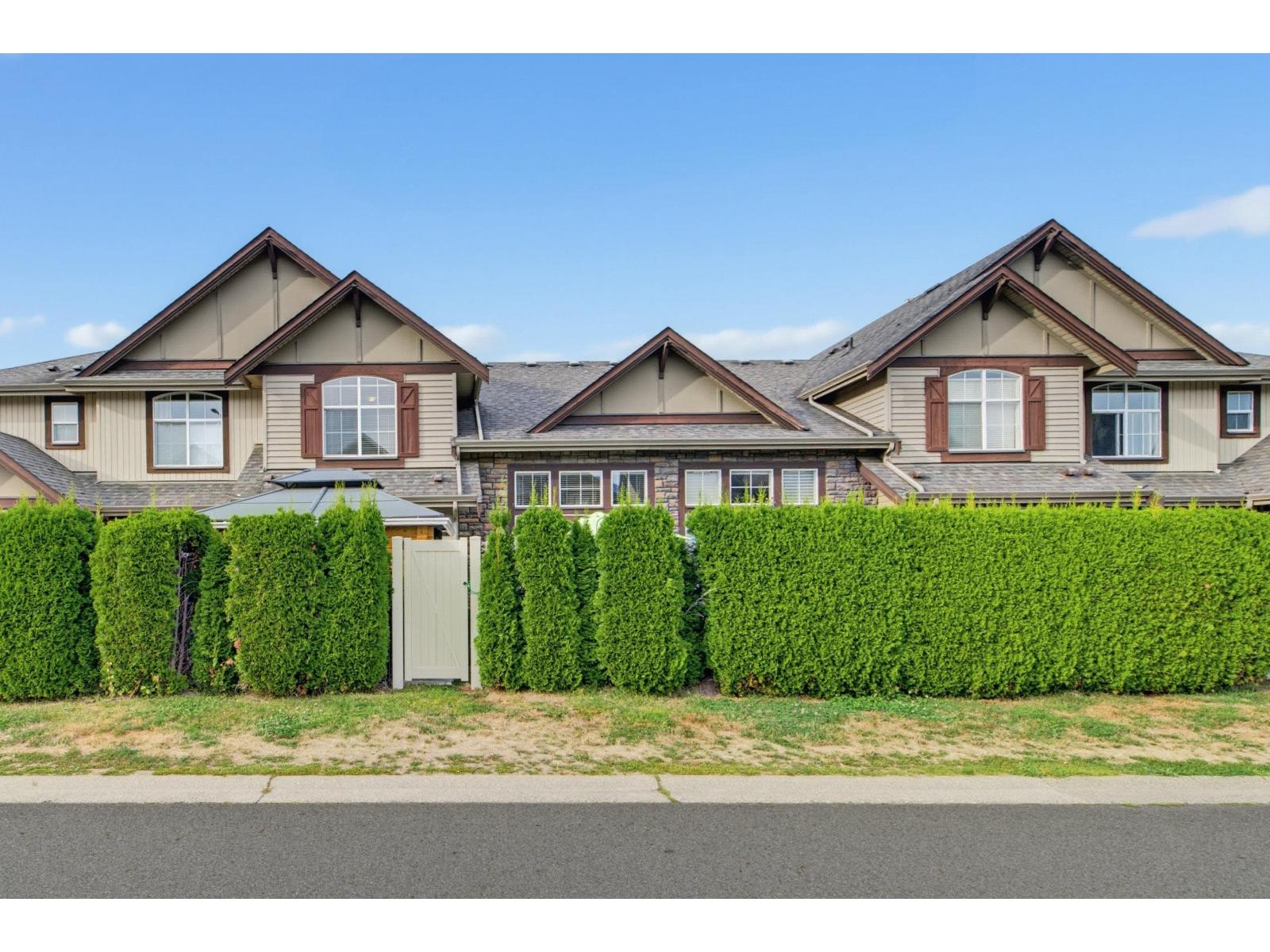 15 6577 SOUTHDOWNE PLACE, Sardis South, Chilliwack