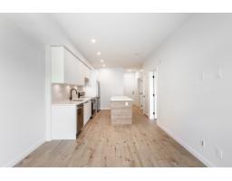401 33920 Best Avenue, Mission, BC V2V0L9 Photo 9