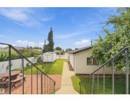 7911 152a Av Nw, Edmonton, AB T5C3A1 Photo 31