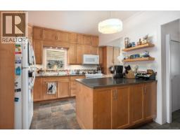 Dining nook - 428 2nd Ave, Ladysmith, BC V9G1B8 Photo 13