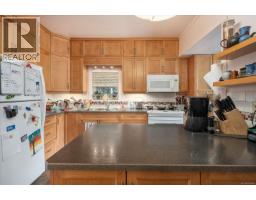 Kitchen - 428 2nd Ave, Ladysmith, BC V9G1B8 Photo 14