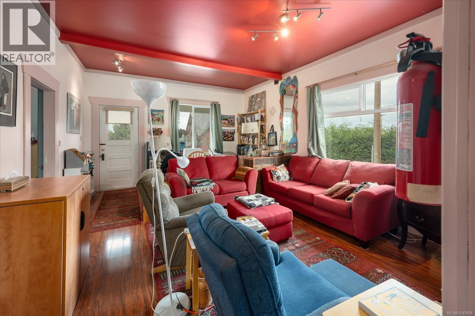 428 2nd Ave - Image 18