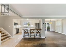 Family room - 205 Sunnyridge Road, Hamilton, ON L0R1R0 Photo 9