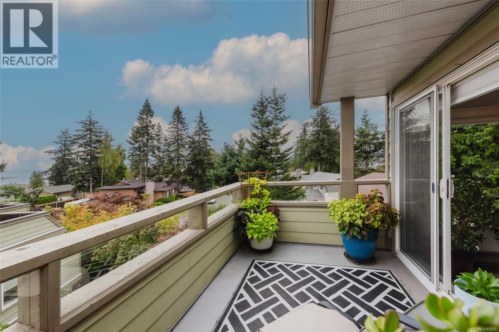 #306 2250 Manor Pl - Image 4