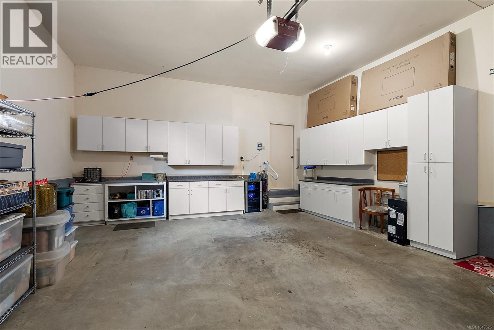 4802 Amblewood Dr - Image 24