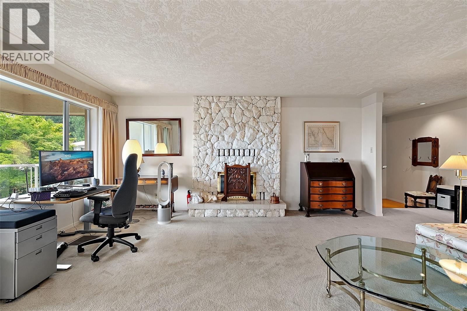 4802 Amblewood Dr - Image 3