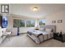 4802 Amblewood Dr, Saanich, BC V8Y2S3 Photo 19