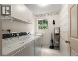 4802 Amblewood Dr, Saanich, BC V8Y2S3 Photo 23