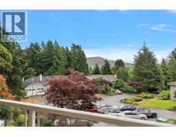 4802 Amblewood Dr, Saanich, BC V8Y2S3 Photo 27