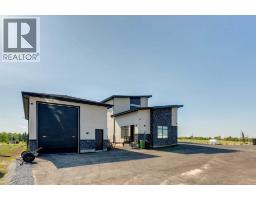 48017 Harvest Lane E, Rural Foothills County, AB T1S3R6 Photo 46