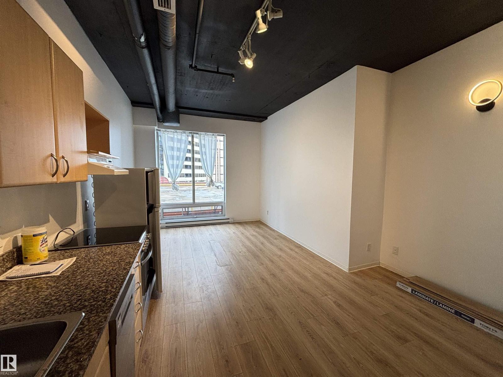 #504 10024 JASPER AV NW, Edmonton — photo 4