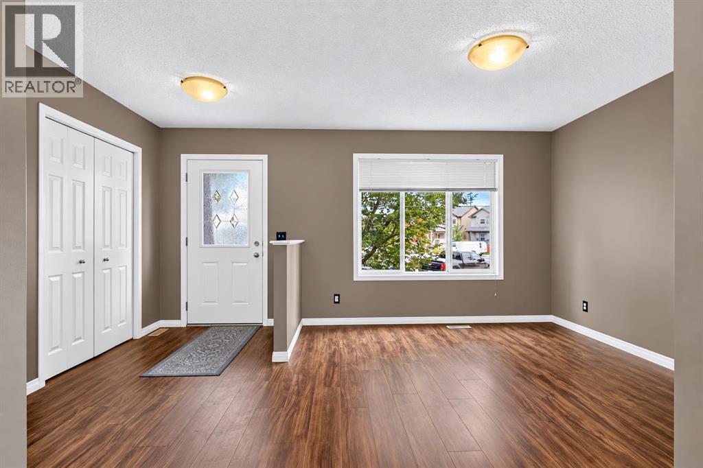11 Saddlebrook Mews NE - 4