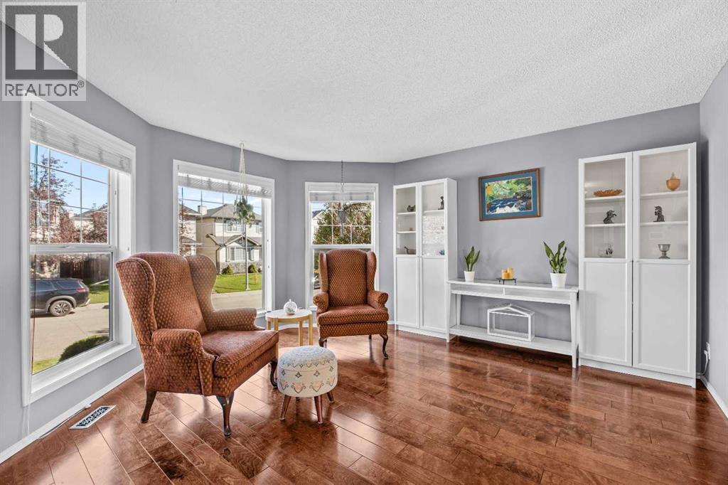 101 Bridlewood Manor SW, Calgary — photo 3