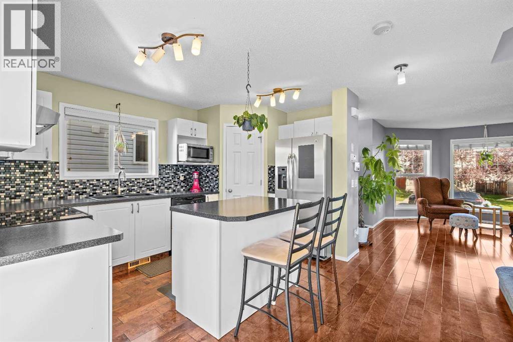 101 Bridlewood Manor SW, Calgary — photo 7