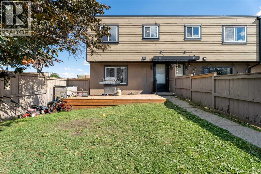 52, 3809 45 Street SW, Calgary — photo 2