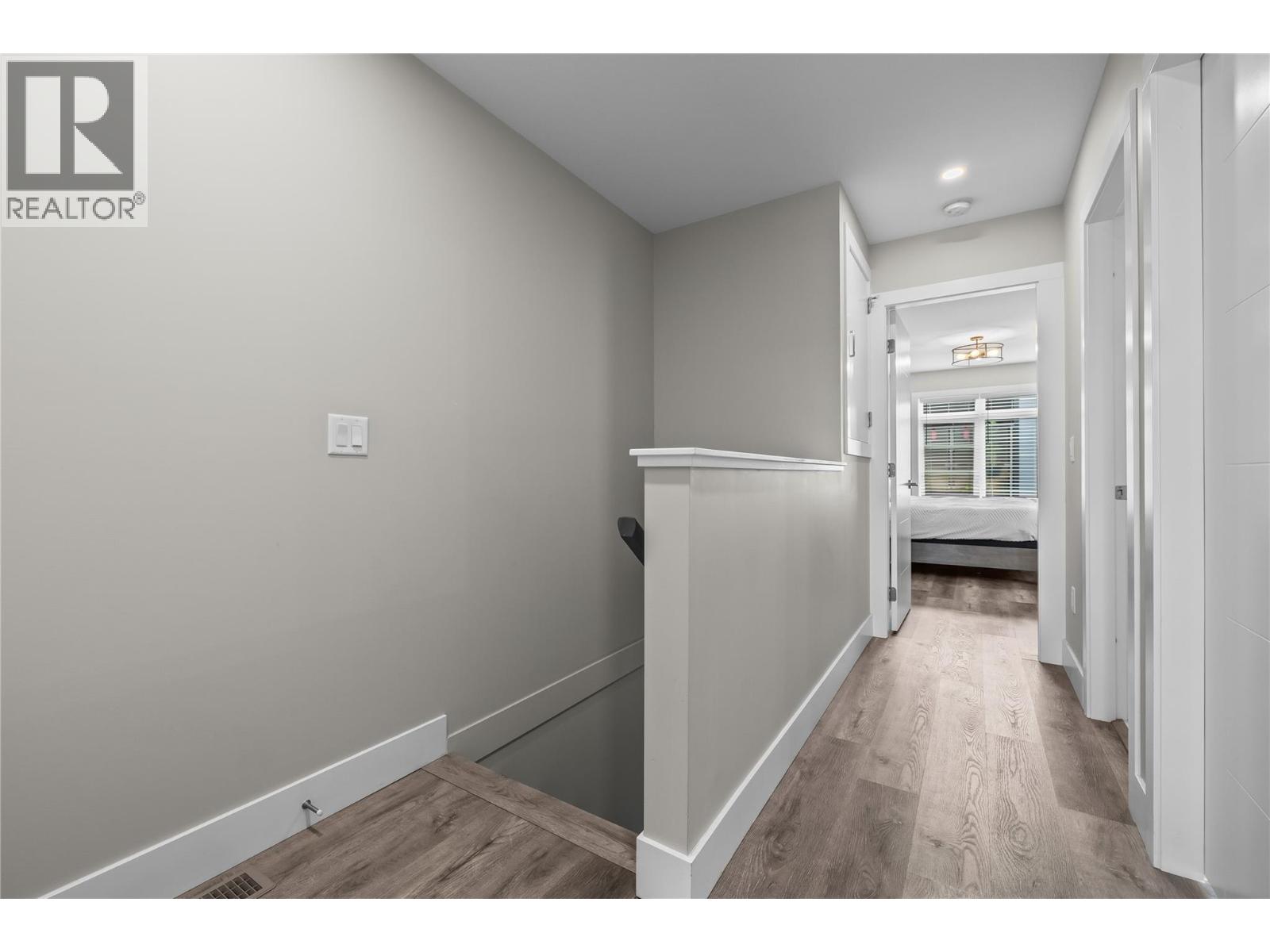 2 771 Raymer Avenue, Kelowna