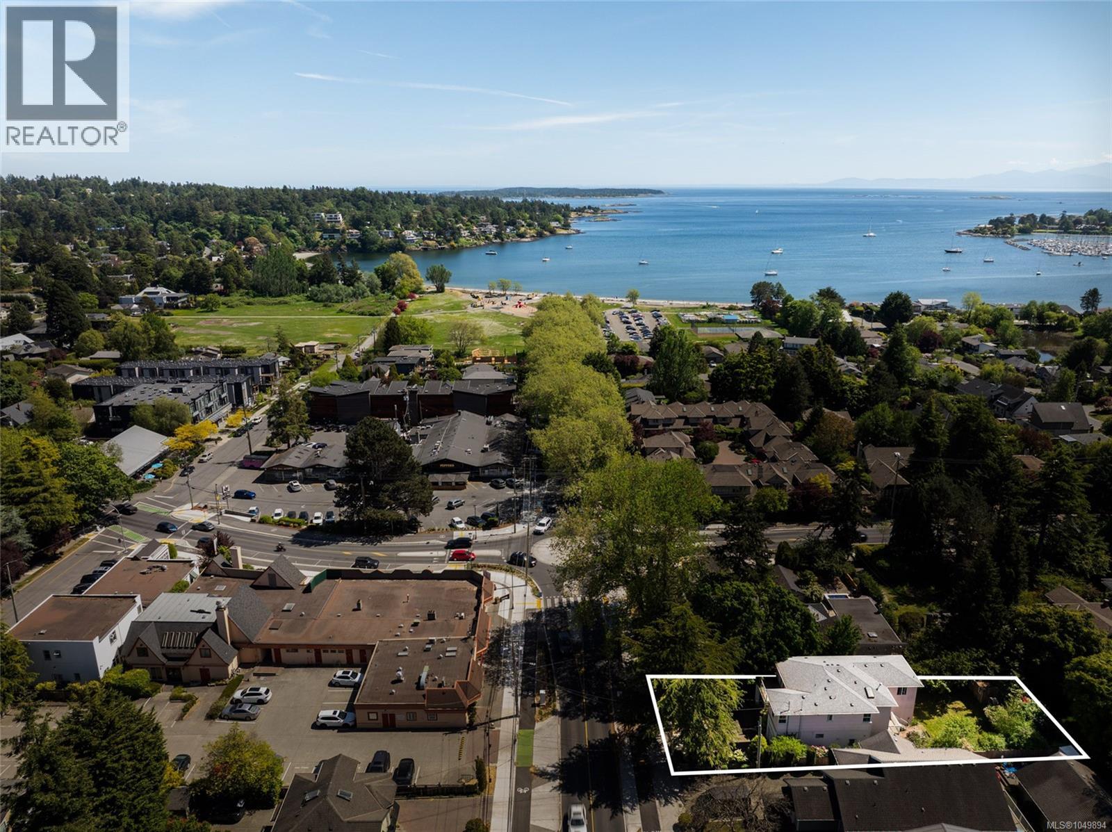 2561 Sinclair Rd - 1