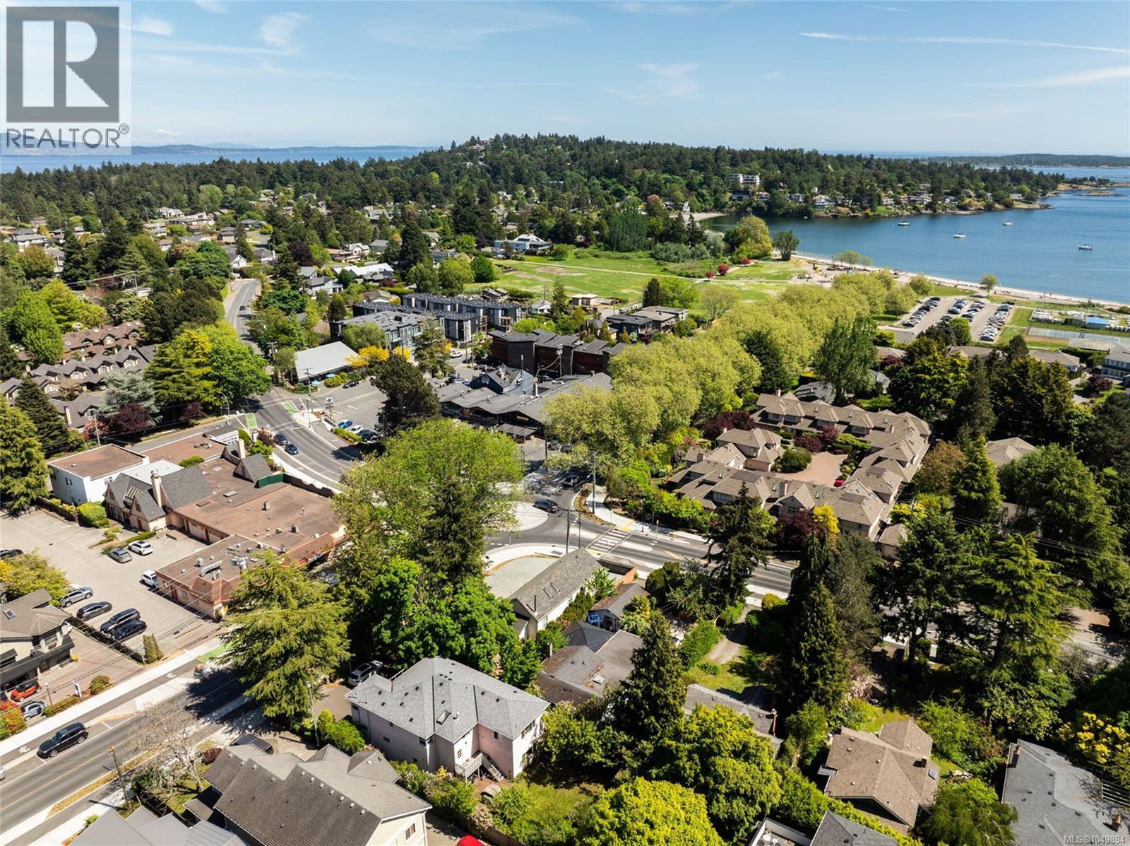 2561 Sinclair Rd - 2