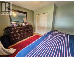 32 Metheral Bay, Weyburn, SK S4H2M6 Photo 21