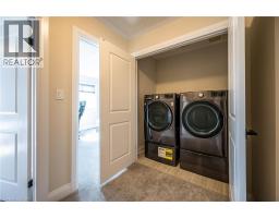 2pc Bathroom - 318 Chokecherry Crescent, Waterloo, ON N2V0H1 Photo 12