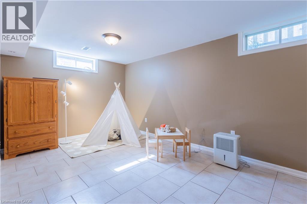 588 DRUMMERHILL Crescent - 15