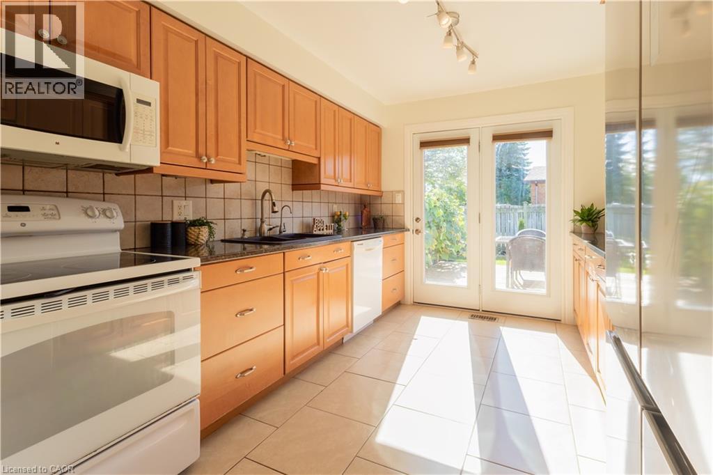 588 DRUMMERHILL Crescent - 7