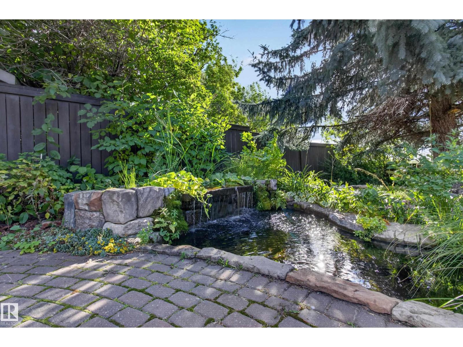 1042 PARKER DR - 48