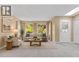 662 Redwood Dr, Qualicum Beach, BC V9K1A2 Photo 14