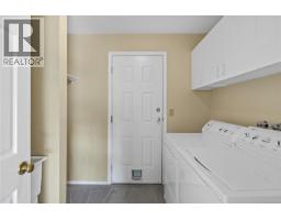 662 Redwood Dr, Qualicum Beach, BC V9K1A2 Photo 25