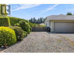 662 Redwood Dr, Qualicum Beach, BC V9K1A2 Photo 38