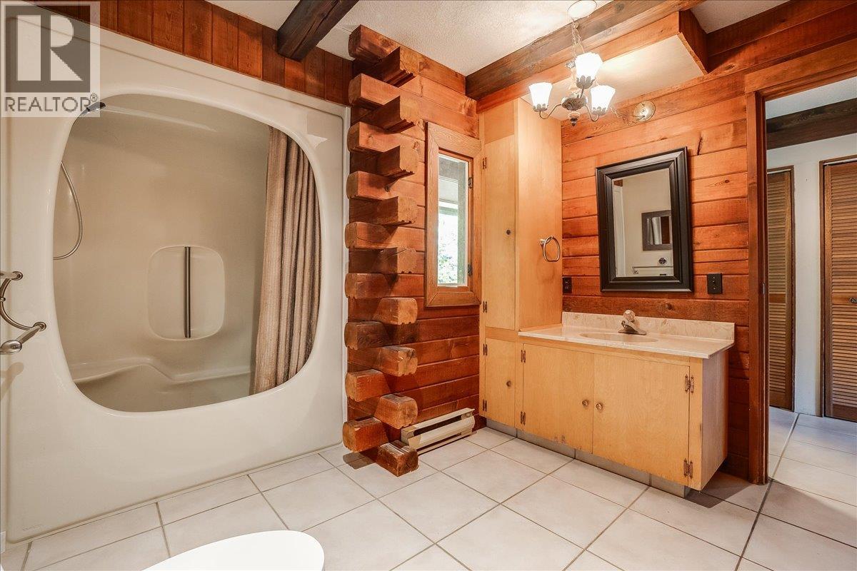 3360 South Slocan Village Road - 30