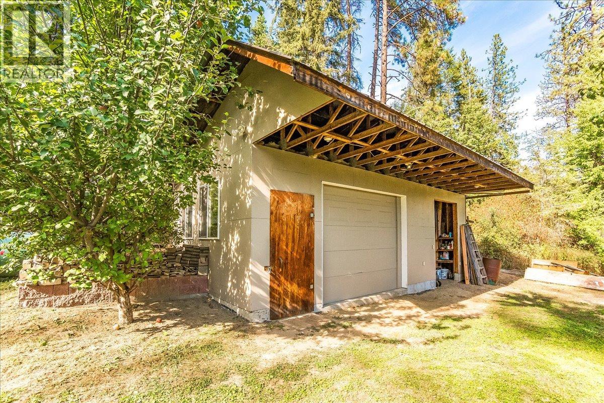 3360 South Slocan Village Road - 85