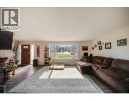 2129 Raspberry Road, Castlegar, BC V1N4T6 Photo 16