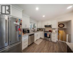 2129 Raspberry Road, Castlegar, BC V1N4T6 Photo 20