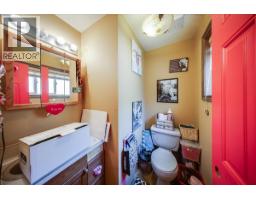 2129 Raspberry Road, Castlegar, BC V1N4T6 Photo 38