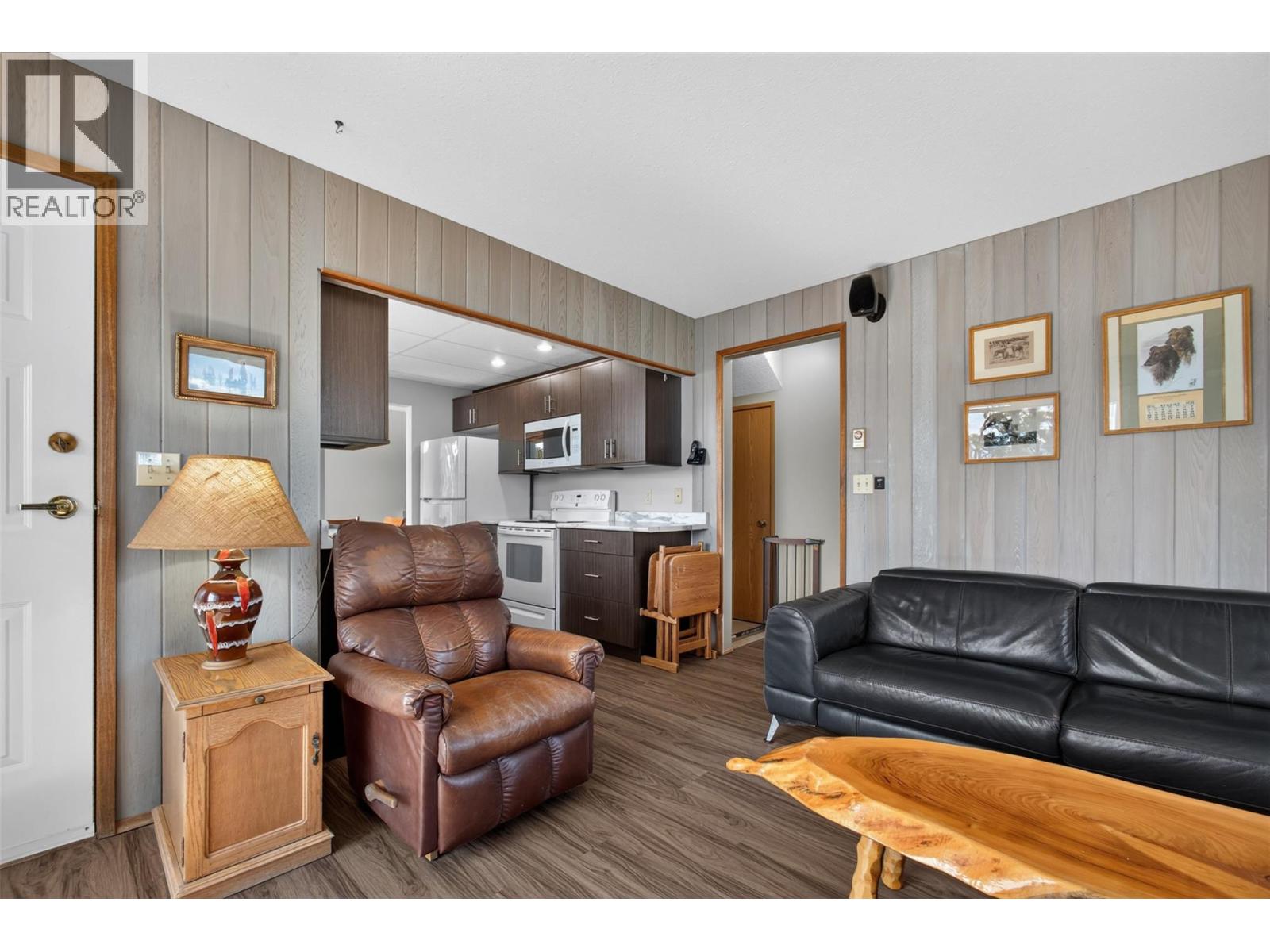 3040 Seclusion Bay Road - 10