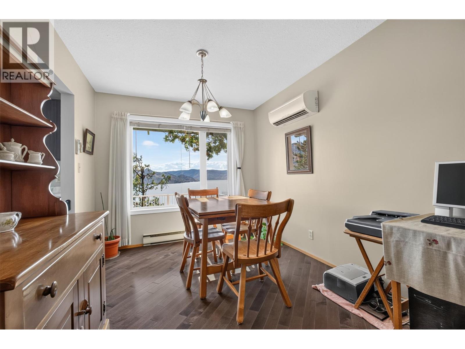3040 Seclusion Bay Road - 16