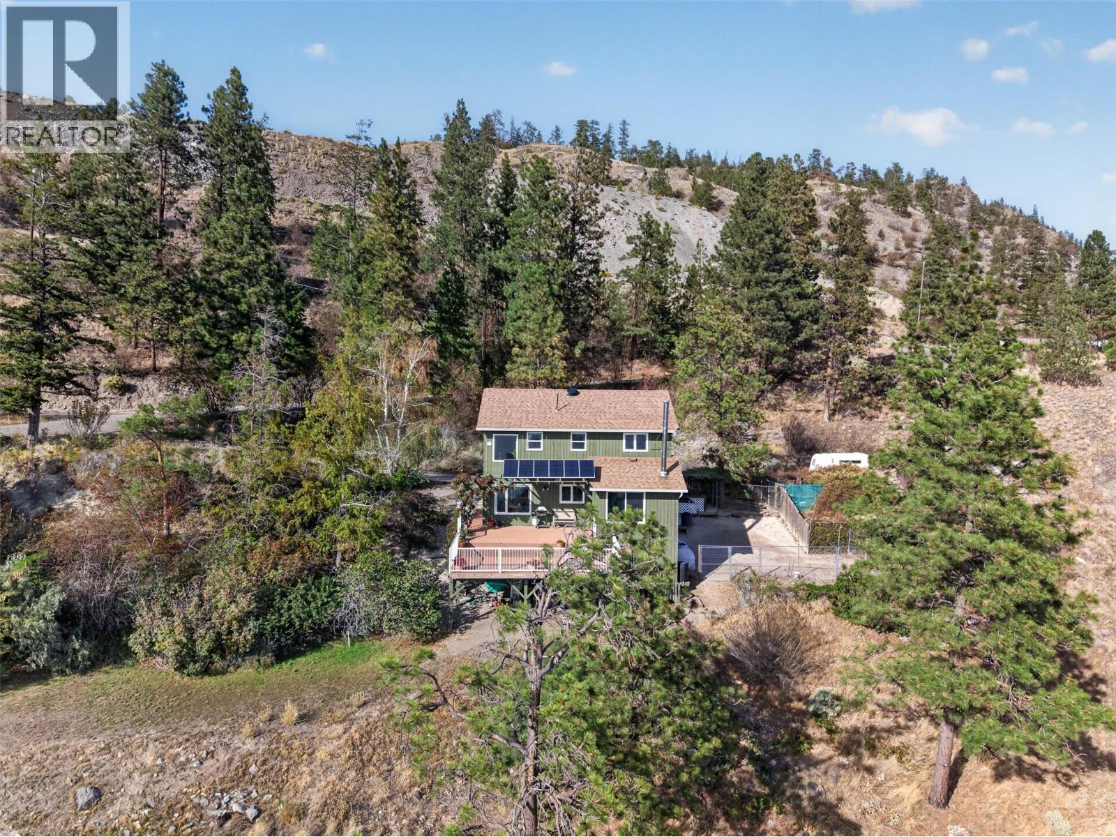 3040 Seclusion Bay Road, West Kelowna — photo 2