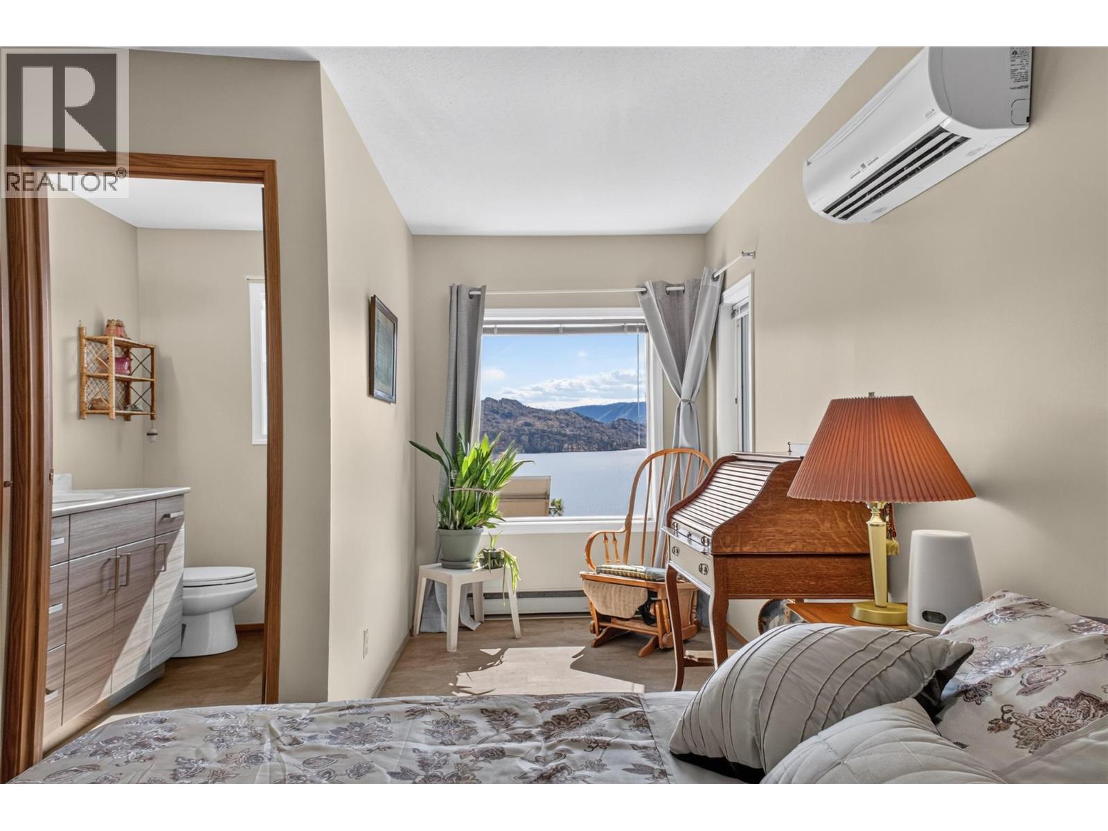 3040 Seclusion Bay Road - 25