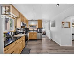 1809 129 Street, Blairmore, AB T0K0E0 Photo 19