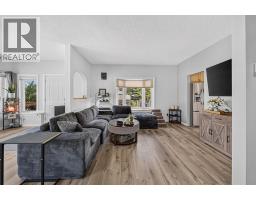 1809 129 Street, Blairmore, AB T0K0E0 Photo 11