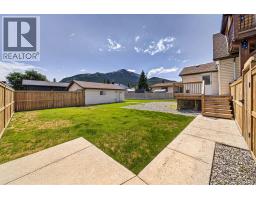 1809 129 Street, Blairmore, AB T0K0E0 Photo 38