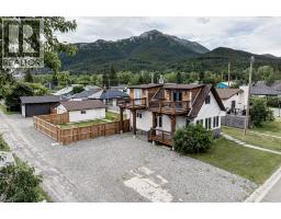 1809 129 Street, Blairmore, AB T0K0E0 Photo 42