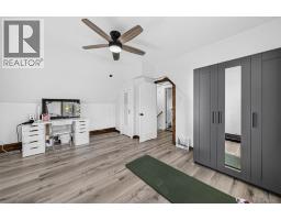 1809 129 Street, Blairmore, AB T0K0E0 Photo 36