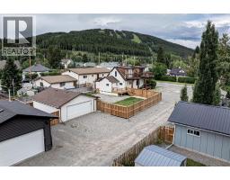 1809 129 Street, Blairmore, AB T0K0E0 Photo 46