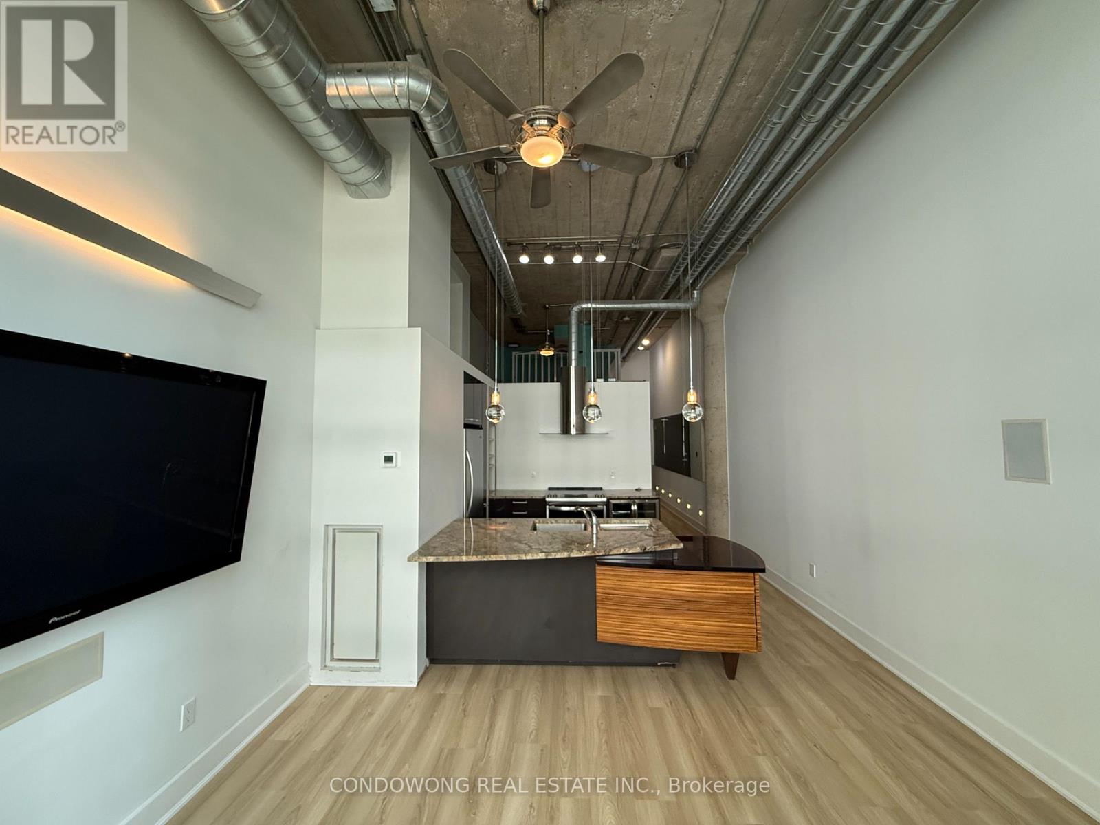 331 - 637 LAKE SHORE BOULEVARD W, Toronto (Niagara) — photo 2