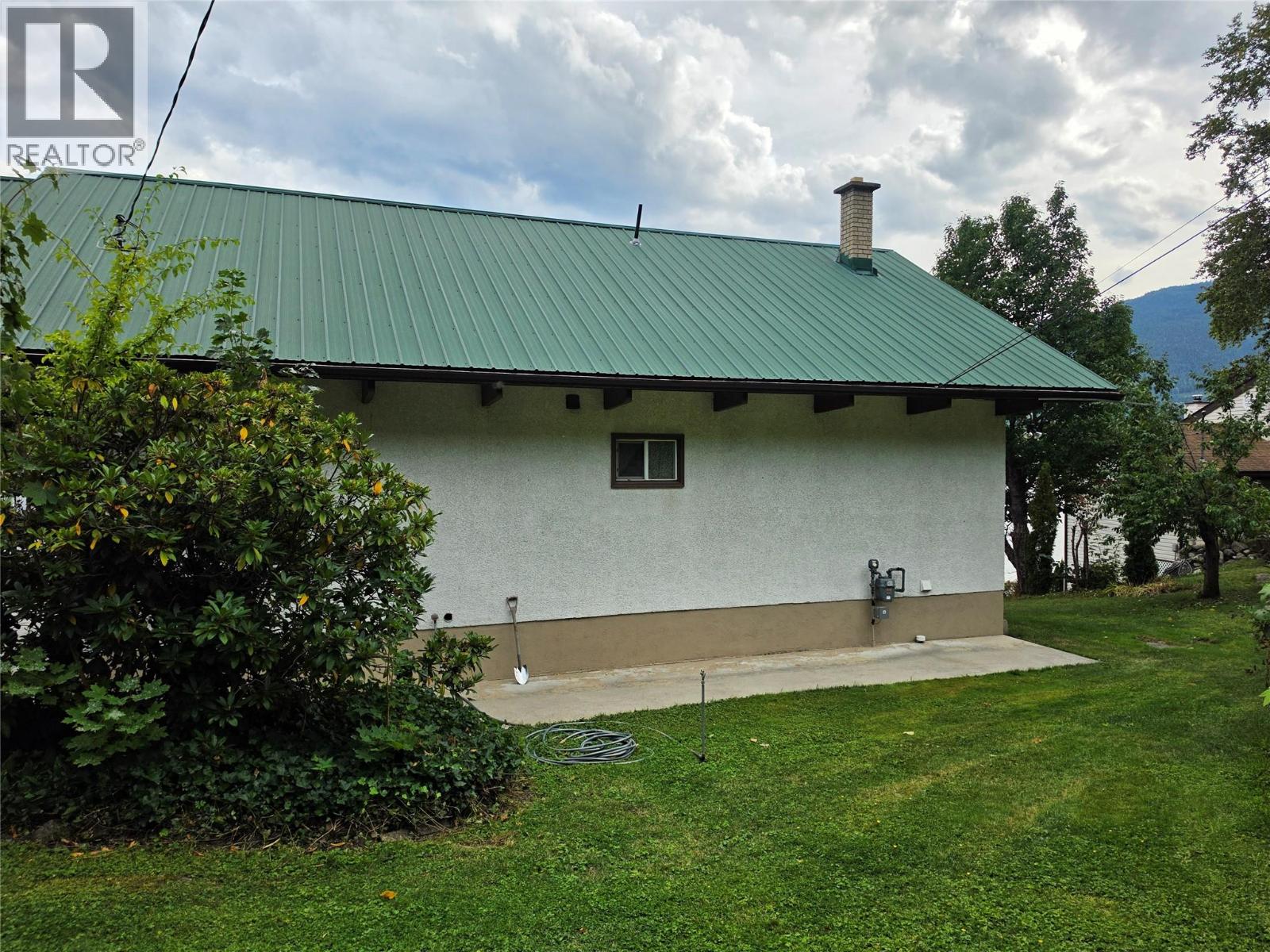 582 Valhalla Road - Image 39