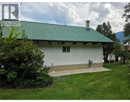 582 Valhalla Road, Nelson, BC V1L6M6 Photo 39